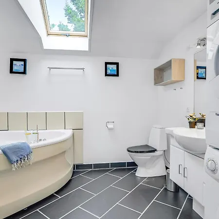 Three-bedroom In Skjern Tatil Evi *