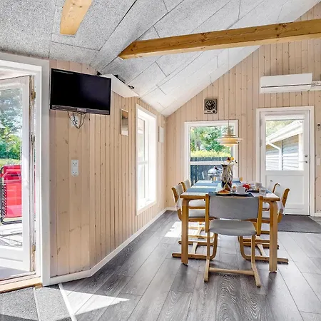 Tatil Evi Three-bedroom In Skjern Halby